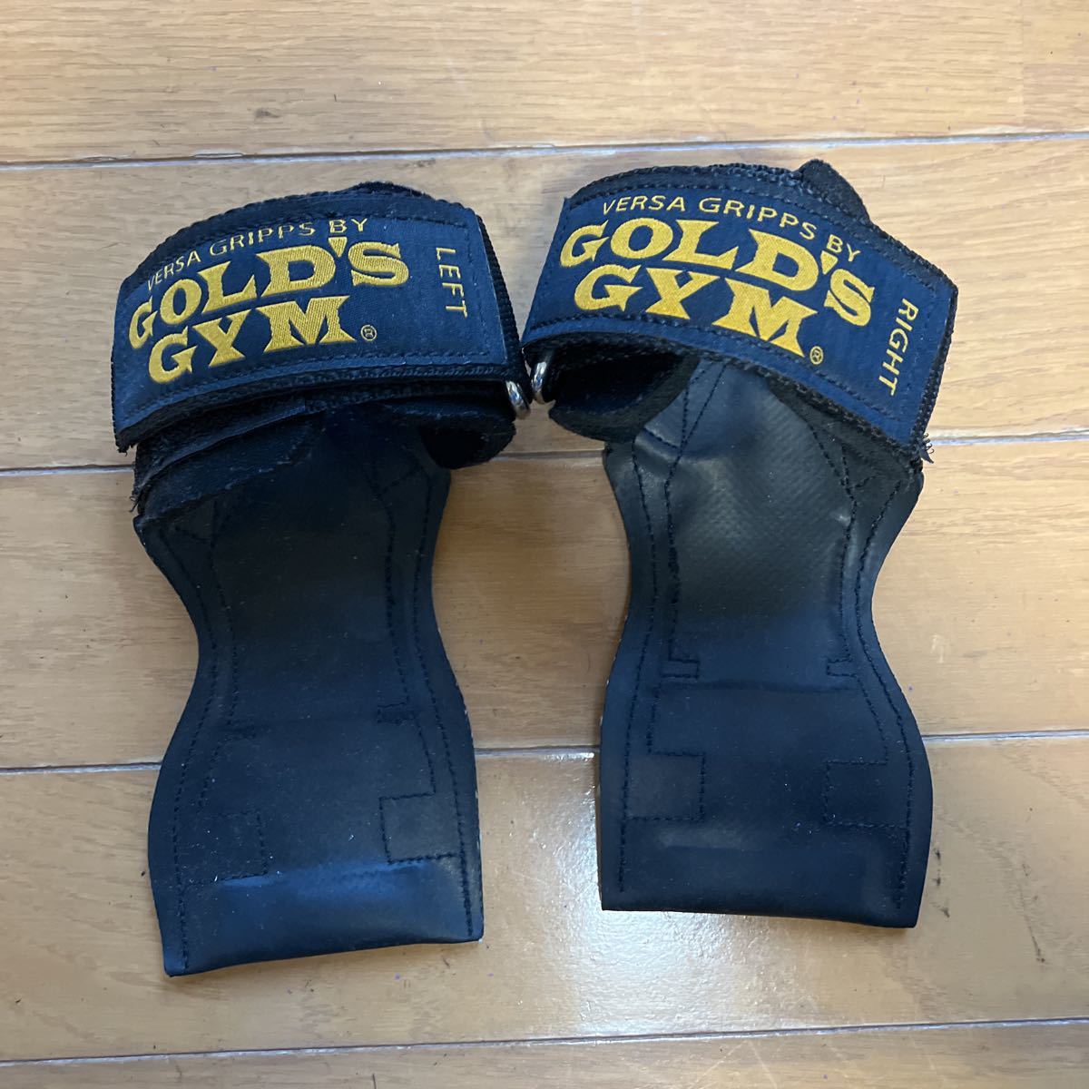 美品】VERSA GRIPPS パワーグリップ 【SMサイズ】ゴールドジム versa