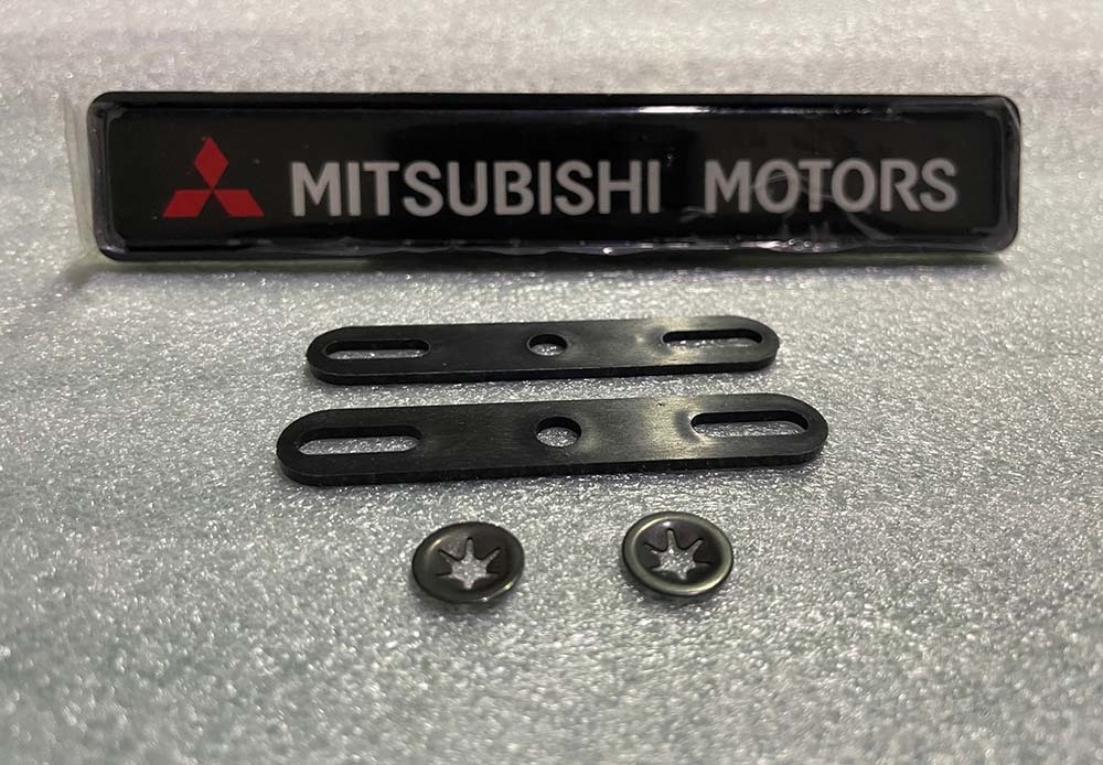MITSUBISHI 光る LED フロント グリル エンブレム 三菱 アウトランダー 
