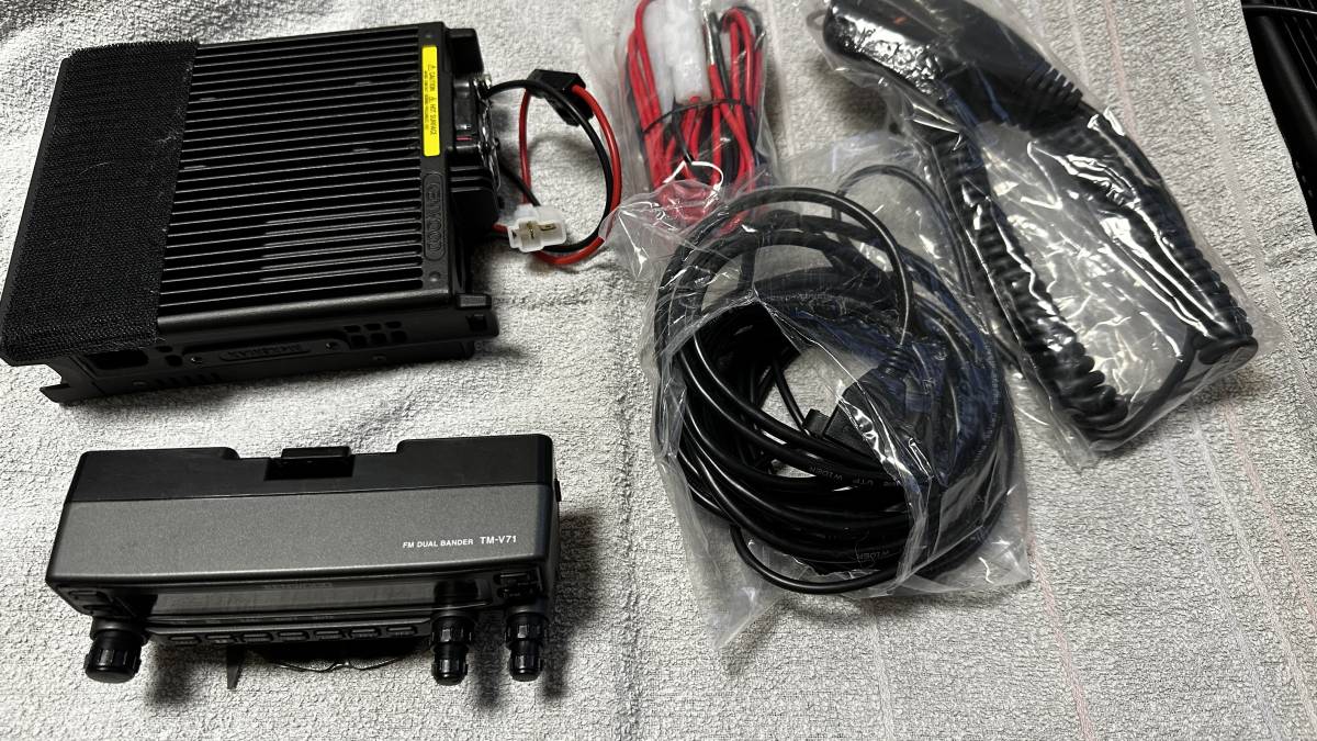 KENWOOD 144/430モービル機 TM-V71S（50W）セパレートケーブル付き