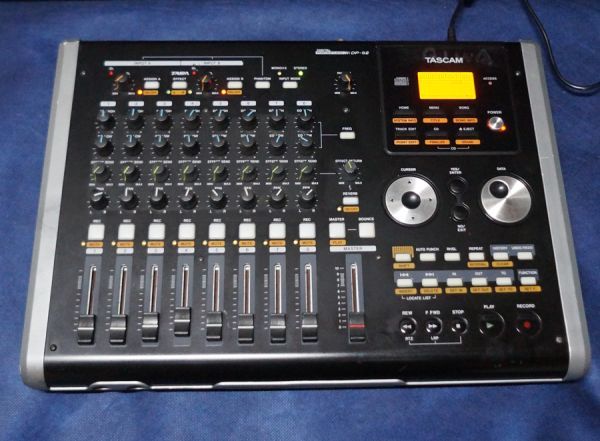 TASCAM DP-02 マルチトラックレコーダー 本体 Amazon.com: Tascam DP