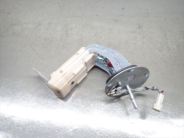 βDK23-4 スズキ GSR250 GJ55D (H27年式) 動画有 純正 燃料センサー フューエルセンサー 燃料ポンプ 動作正常！破損無し！