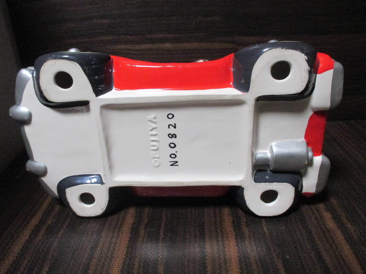 不二家 FUJKIYA ペコちゃん ポコちゃん ハッピードライブ 陶器 車 置物
