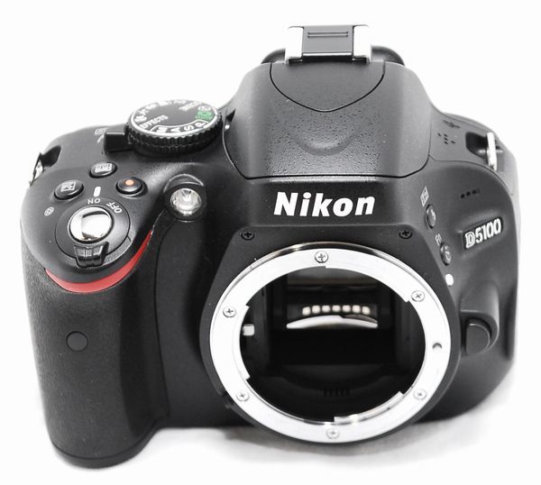 超美品・豪華セット】Nikon ニコン D5100 AF-S 18-105mm VR D5100