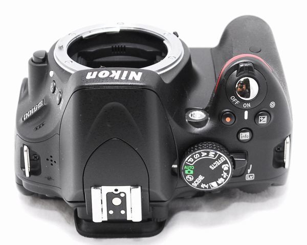 超美品・豪華セット】Nikon ニコン D5100 AF-S 18-105mm VR D5100