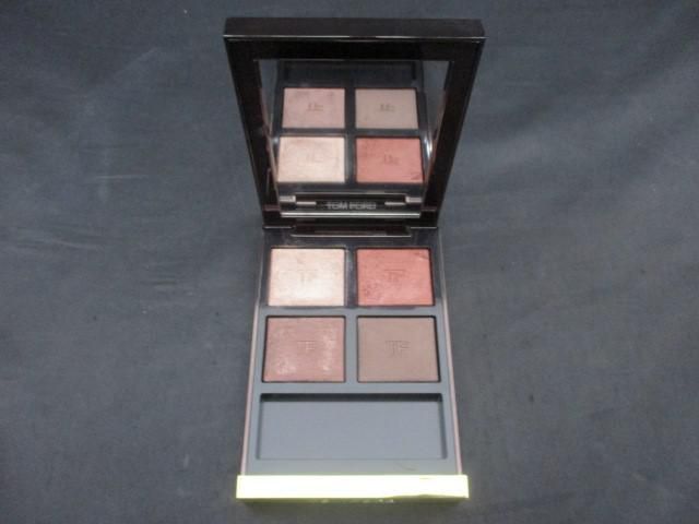 TOM FORD アイカラークォード リップ クッションケース（限定品） 9月
