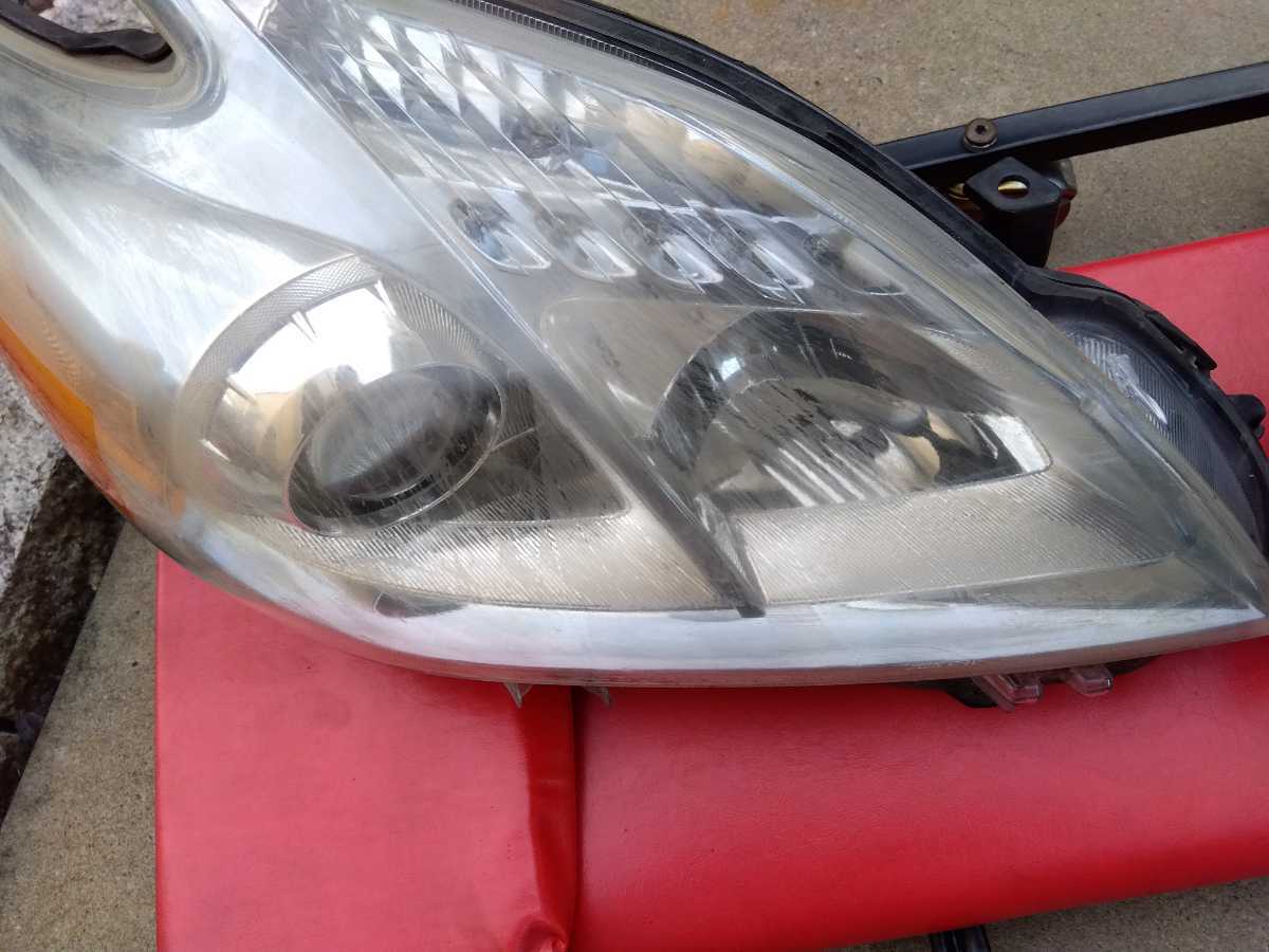 トヨタ プリウス30 ZVW30 前期 左右セットヘッドライト KOITO 純正