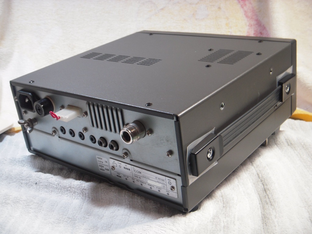 ICOM IC-R7100 通信機型 高性能オールモード受信機 元箱一式 ☆12.15 ◇良品元箱付き◇オールモード広帯域受信機◇IC-R7100◇