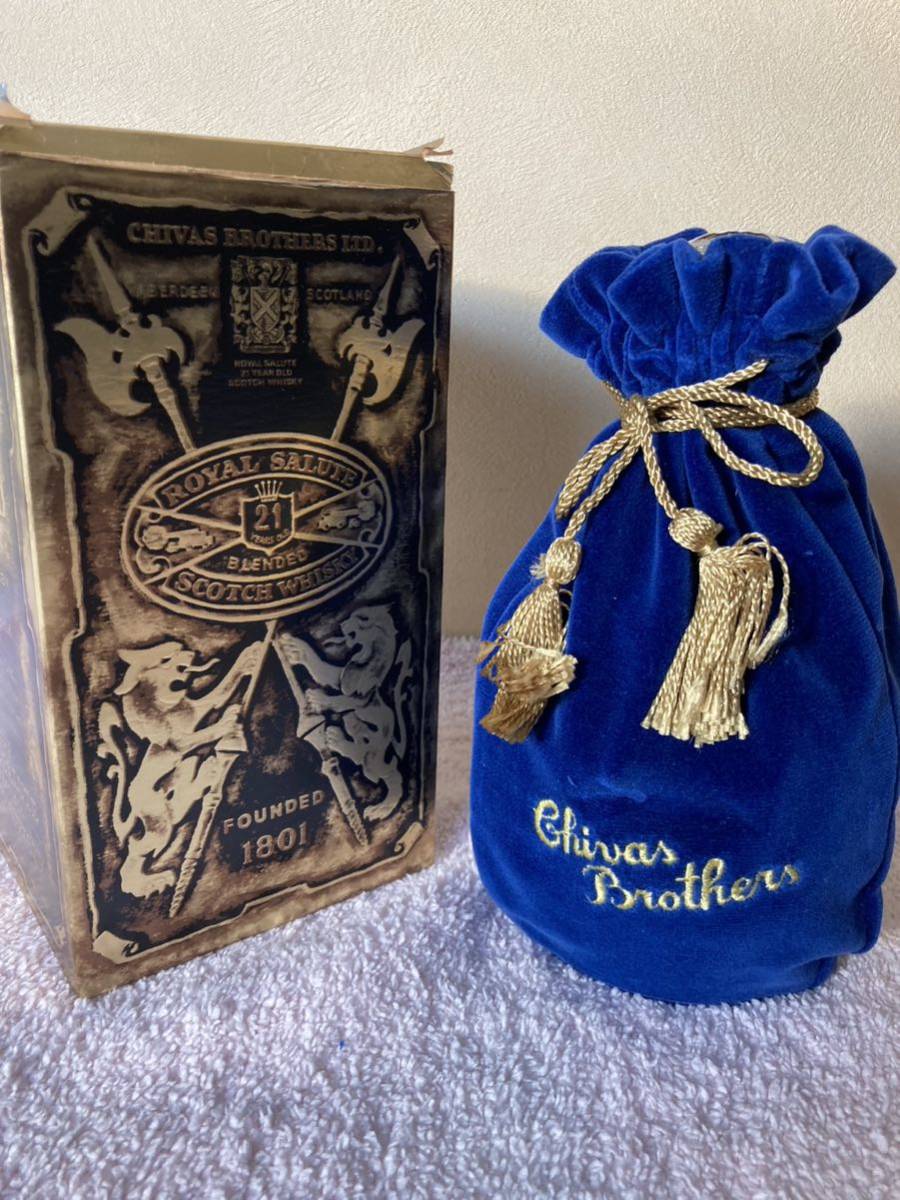 未開栓 美品 CHIVAS BROTHERS シーバスブラザーズ ROYAL SALUTE ロイヤルサルート 21年 古酒 青 陶器ボトル スコッチ 700ml 40% 箱付き