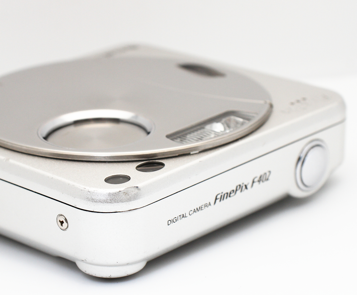 ☆ FUJIFILM FinePix F402 ☆付属品完備 動作確認済み 中古カメラ 使用 