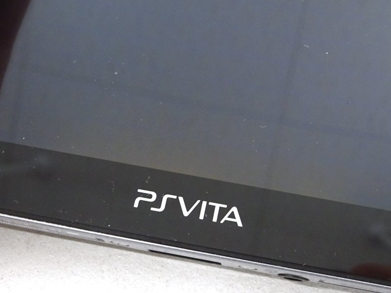☆中古☆【難あり・画面焼け有】SONY PlayStation Vita Wi-Fiモデル 