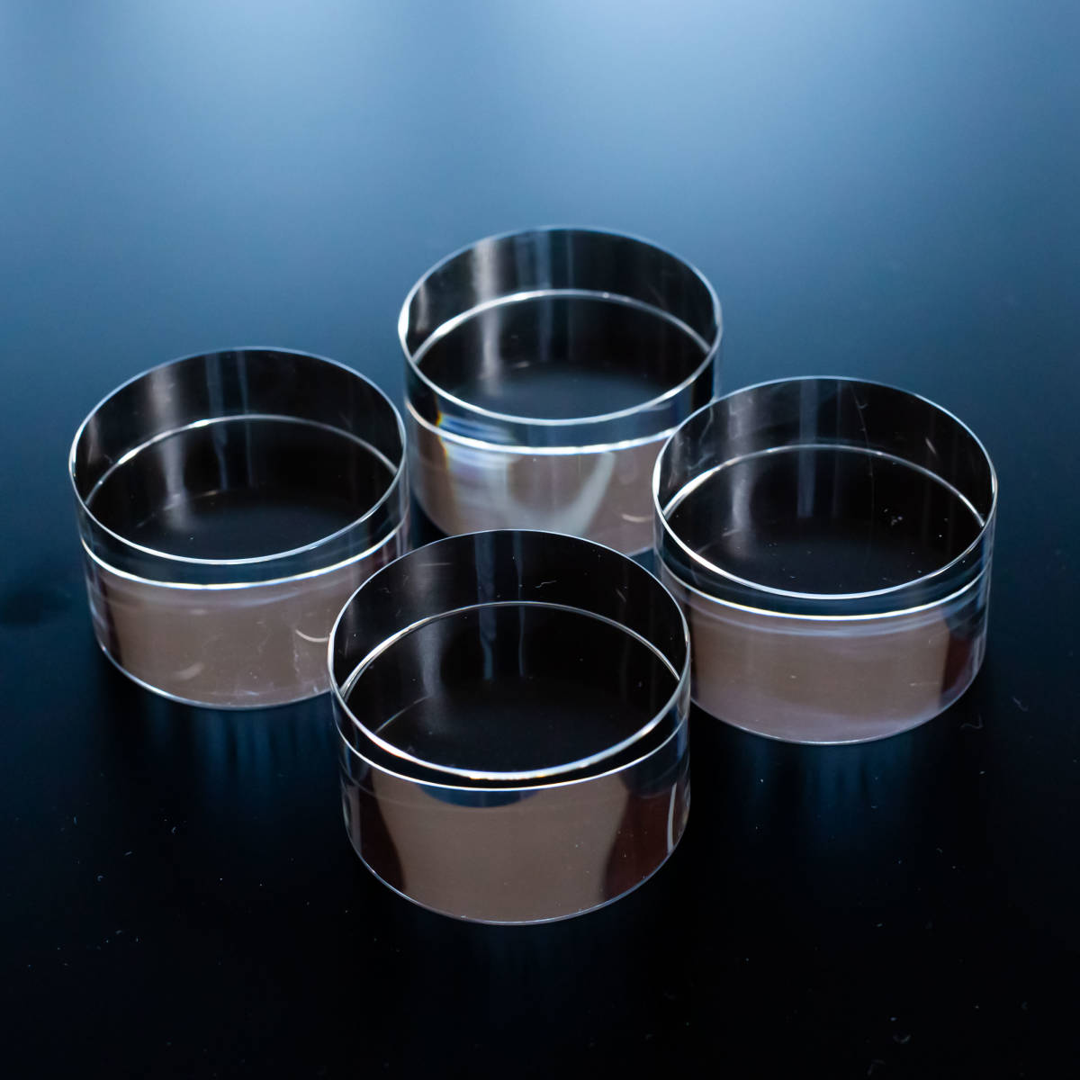 Sランク】K9クリスタル製 人工水晶インシュレーター 大型 φ50×30mm