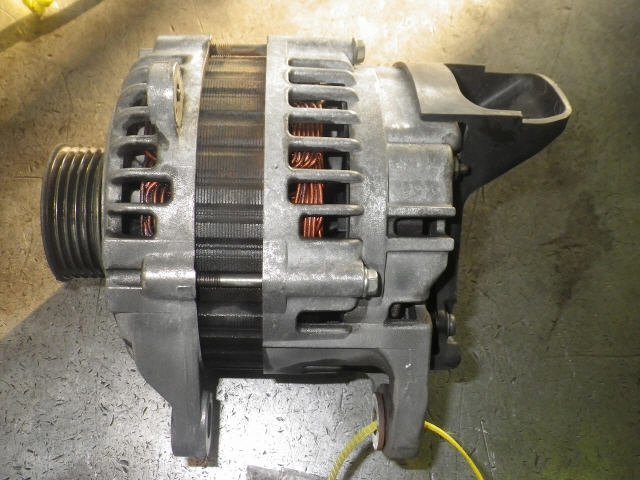 【検査済】 H15年 マーチ UA-AK12 前期 オルタネーター CR12DE 23100-AX001 [ZNo:04009908] 9536