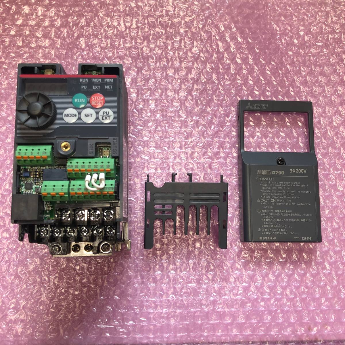 三菱電機 汎用インバータ FREQROL-D700 : FR-D720 | fr-d720-0.4k」の 