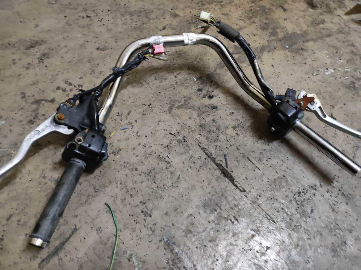 マジェスティ125 ハンドル スイッチボックス LPRSE2710 5CA コマジェ 