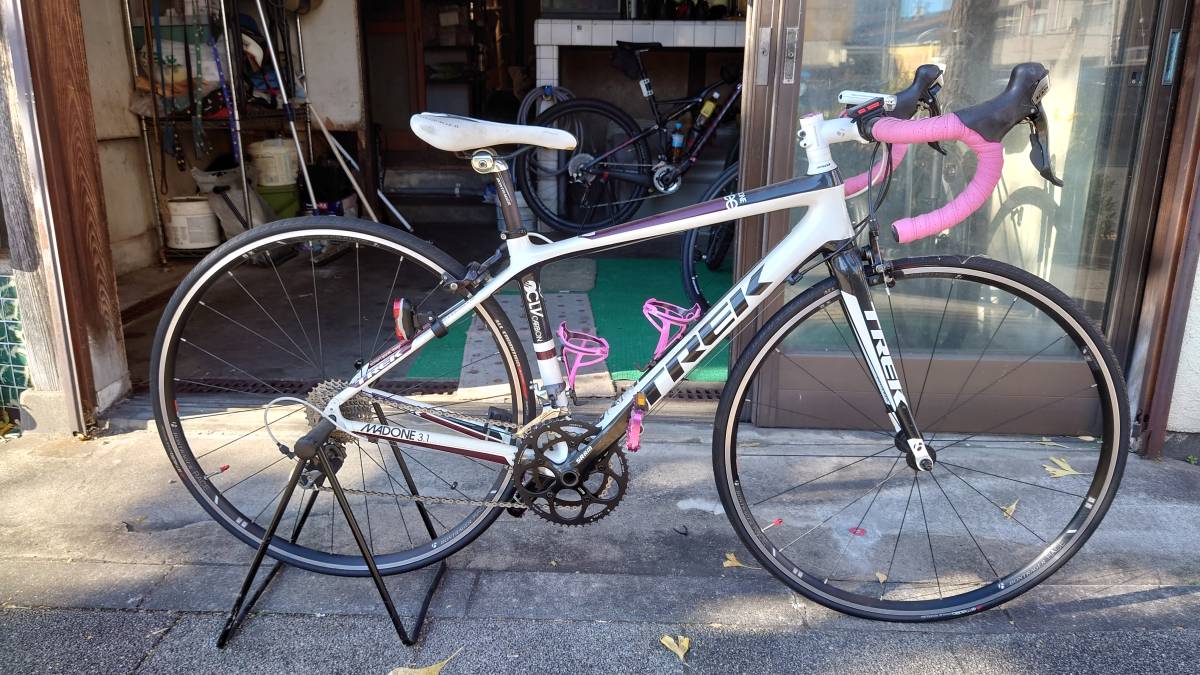 TREK MADONE3.1 WSD 470㎜/小柄な女性向き/初心者