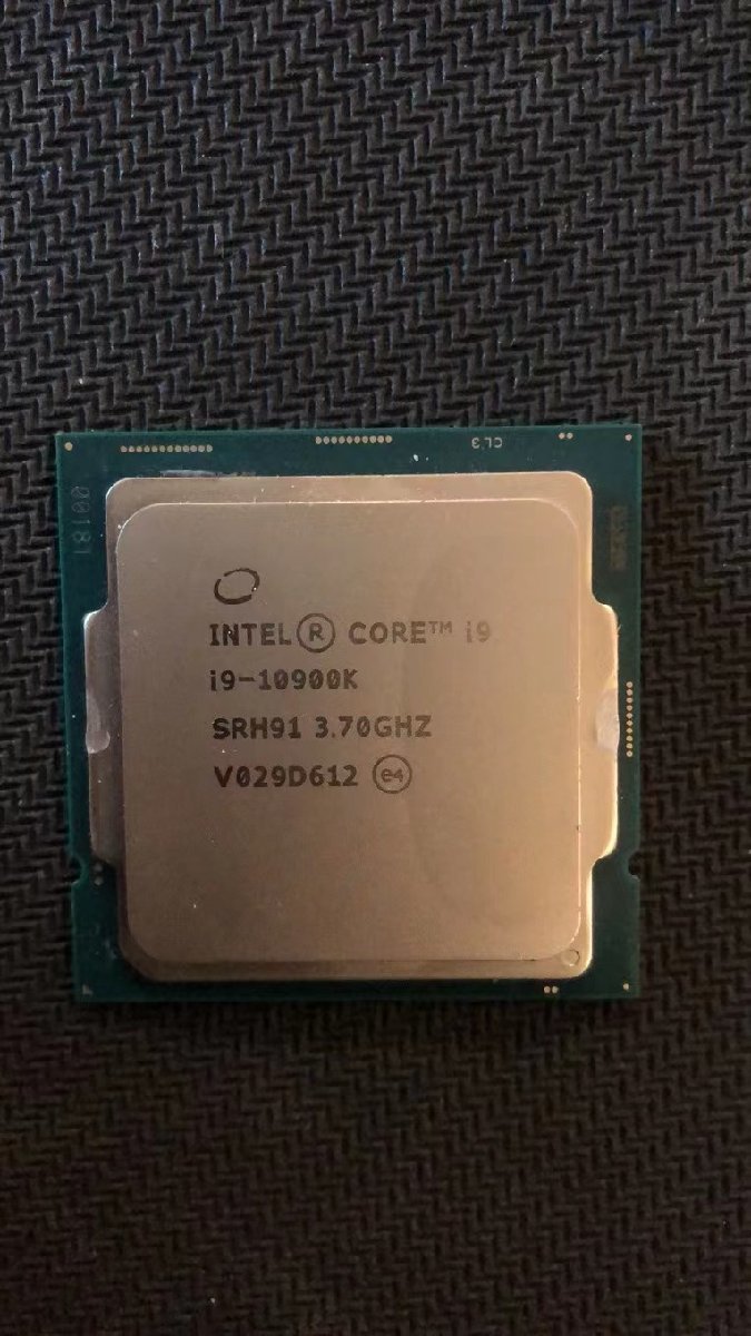 CPU インテルIntel Core I9-10900K プロセッサー 中古 動作未確認 