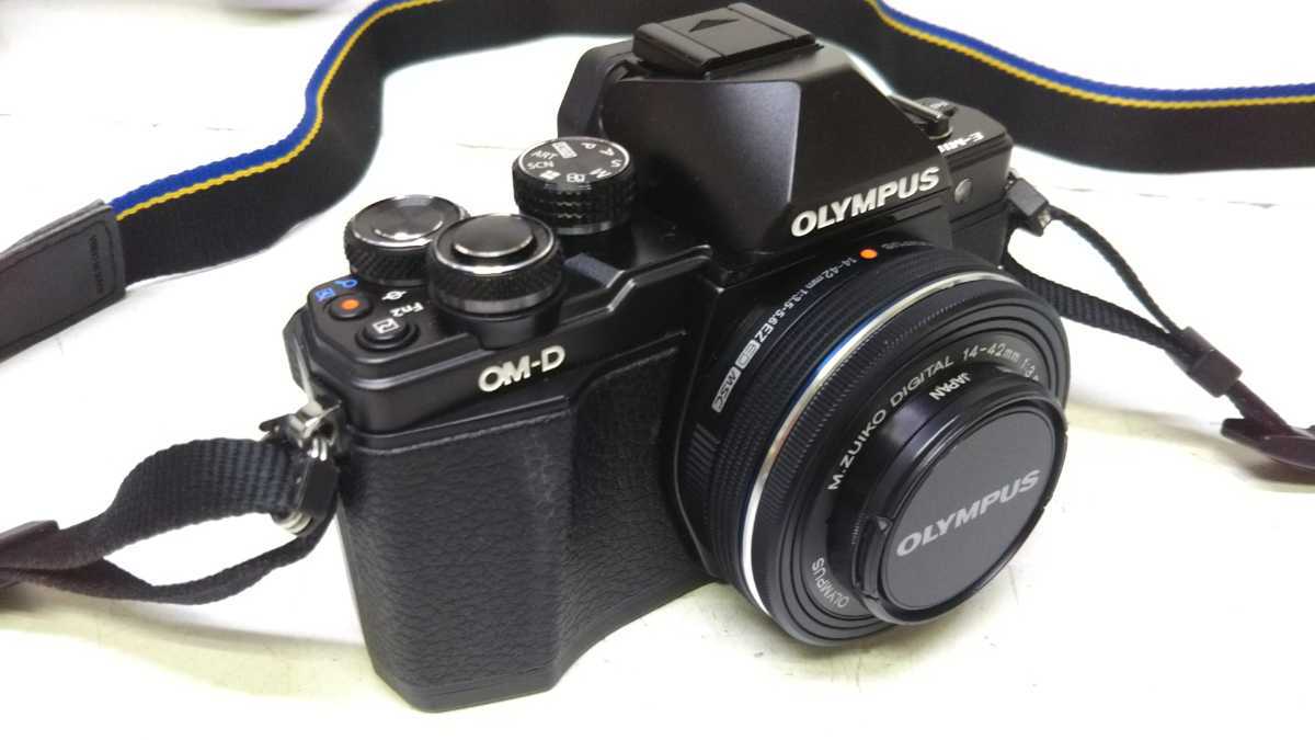 OLYMPUS オリンパス ミラーレス一眼 E-M10Ⅱ OM-D 14-42mm/40-150mm