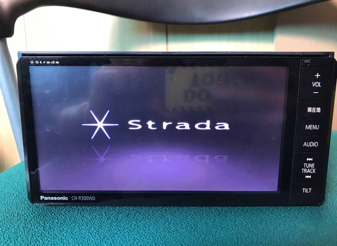 Panasonic CN-R300WD カーナビ Bluetooth 2013 パナソニックストラーダ CN-R300WD フルセグBluetoothカーナビ 2013