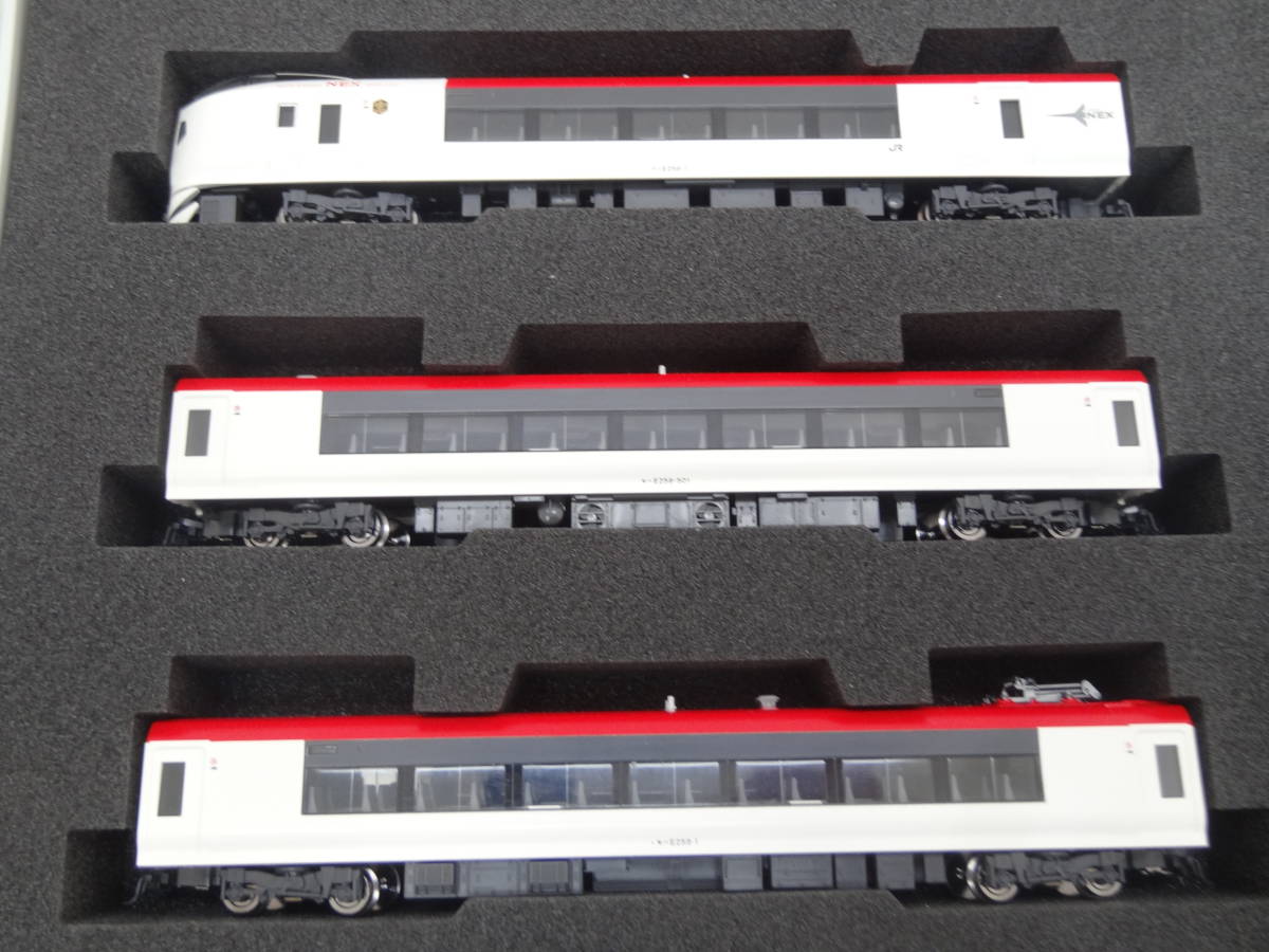 JR E259系特急電車 6両セット