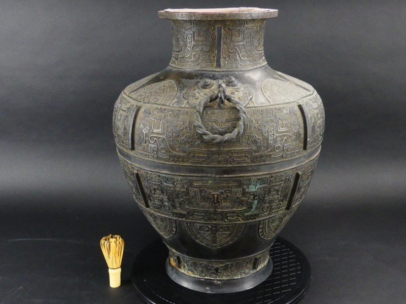 s114 大型 中国 古玩 古銅 饕餮文双環青銅花瓶 在銘 壺 銅器 全高約