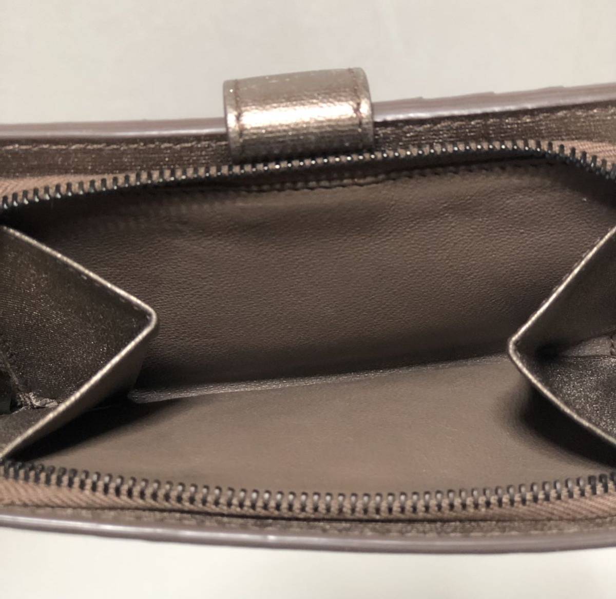BOTTEGA VENETA ボッテガヴェネタ イントレチャート 二つ折り財布 