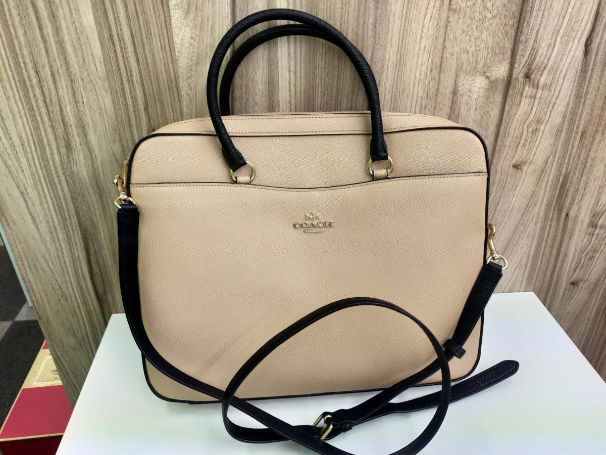 未使用品 コーチ ビジネスバッグ レザー F34822 ベージュ COACH 2WAY