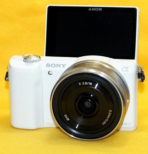 ☆一発即決☆ソニー α5100☆純正レンズ＆8GB付☆最新ファームウェアに