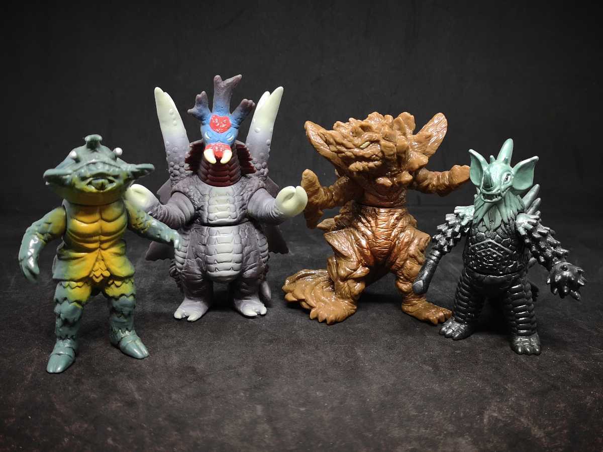 ウルトラ怪獣 ミニソフビ 26体 バンダイ ユタカ 食玩 検⁄カネゴン ウルトラ怪獣 ミニソフビ 26体 バンダイ ユタカ 食玩 検⁄カネゴン