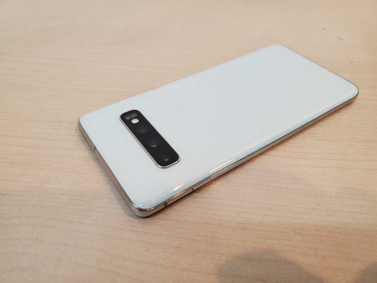 背面割れ docomo SAMSUNG GALAXY S10 SIMロック解除済 SC-03L 背面割れ docomo SAMSUNG GALAXY S10 SIMロック解除済 SC-03L