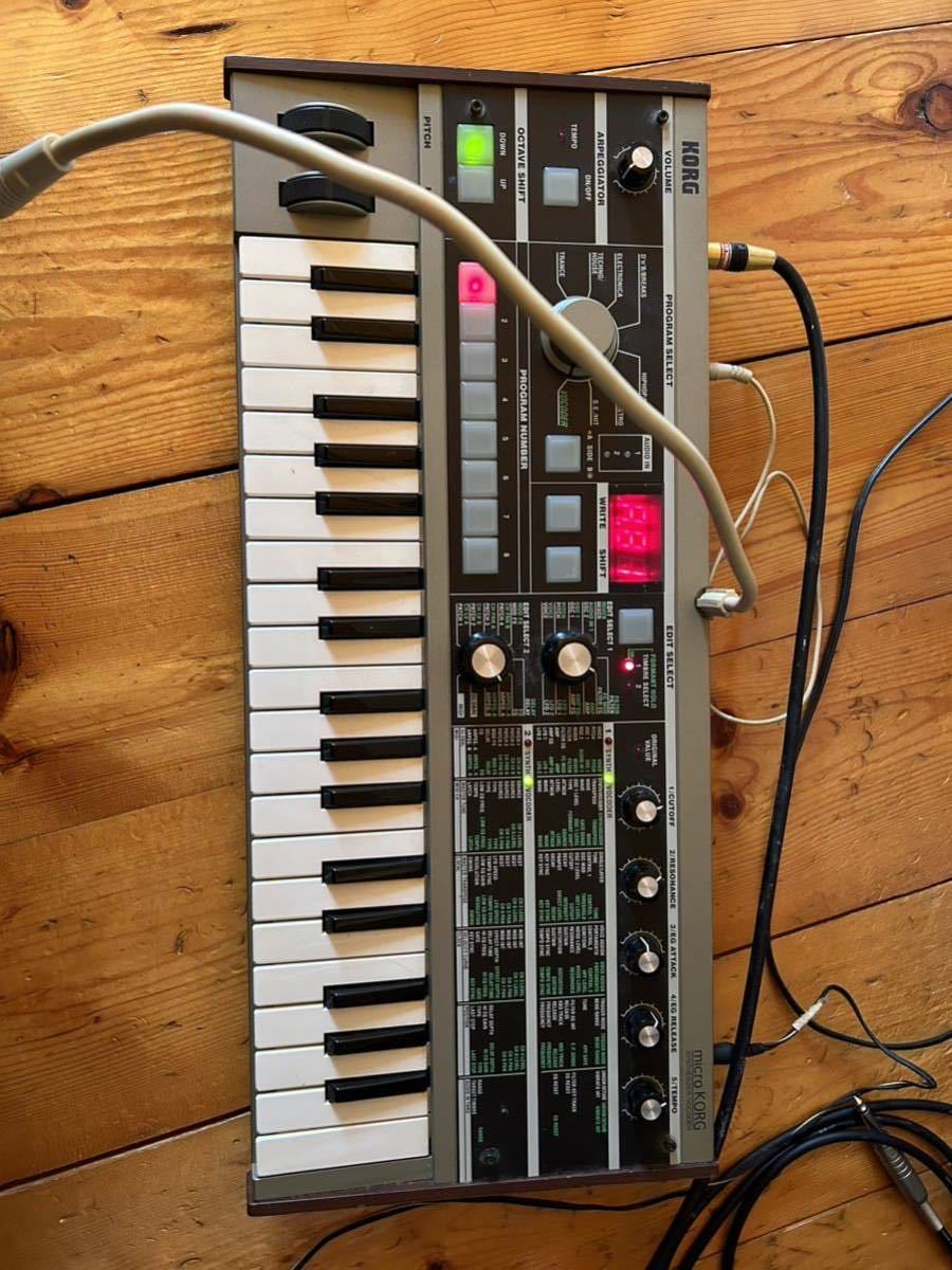 人気，格安 micro KORG アナログモデリングシンセサイザー ボコーダー コルグ DTM(コルグ)｜売買されたオークション情報、yahooの商品情報をアーカイブ公開 - オークファン コルグ