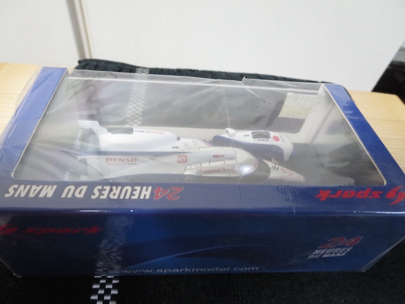 1/43 Toyota TS030 Hybrid No.8 Toyota Racing LM 2012 Spark #S2377