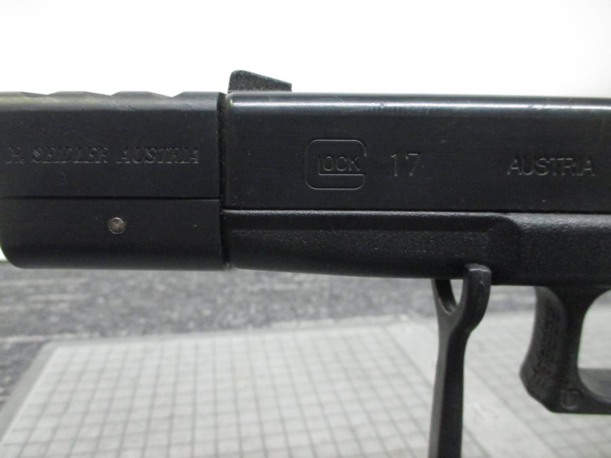 不朽名作 MGCグロック17(ガスブローバック)とスコープ付カスタム