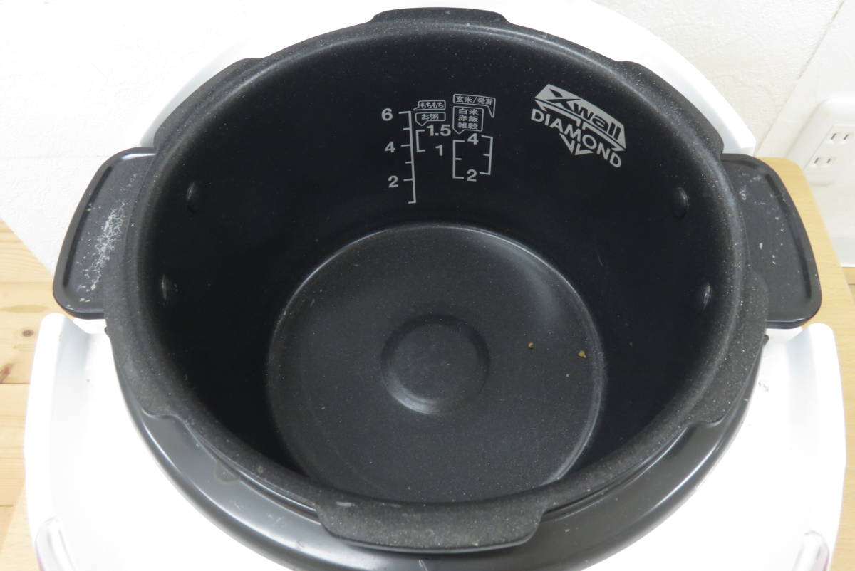 10576 小501-305 炊飯器 なでしこ健康生活 CRP-N0610F 6合炊き 発芽