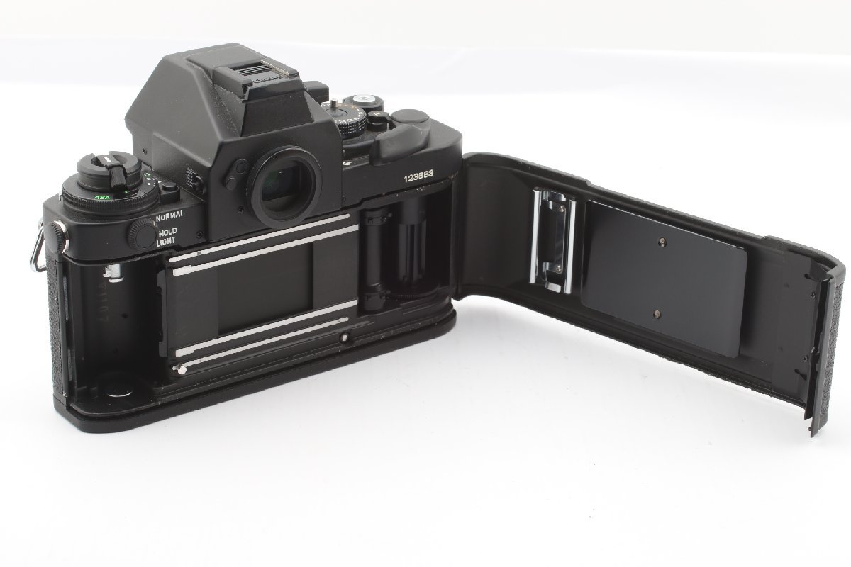 ☆必見！☆ キヤノン Canon NEW F1 一眼レフ フィルムカメラ NEW FD