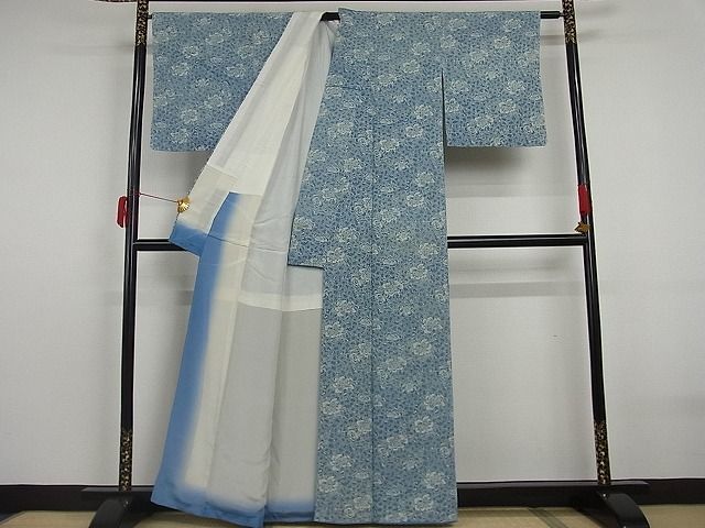 光111新品、未使用、正絹高級本草木染め小紋