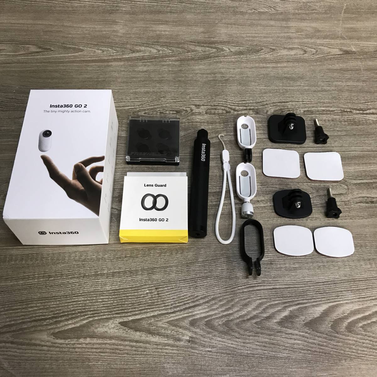 Insta360 食いつく GO2 32GB 本体と付属品