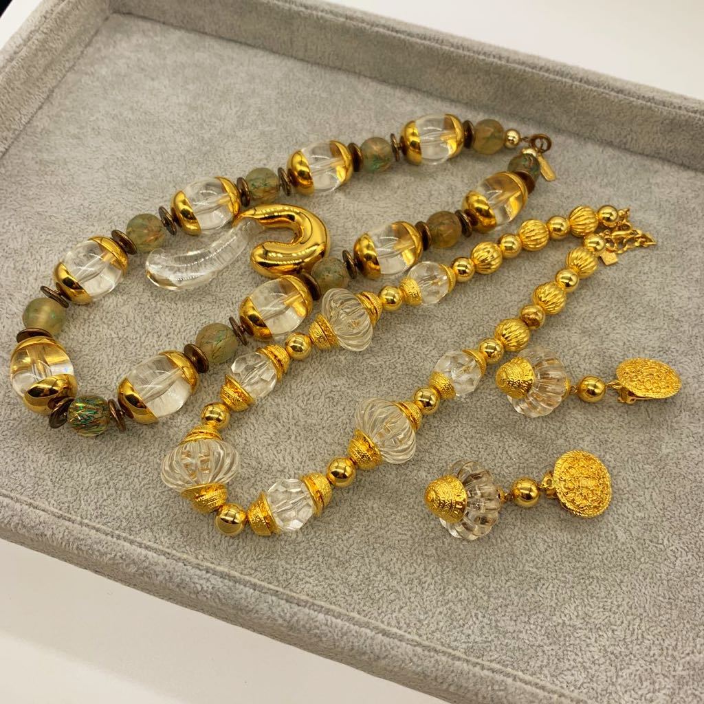 昭和風 ゴールドカラー大振り ネックレス　イヤリング ブローチ セットヴィンテージ アクセサリー　まとめ売り　