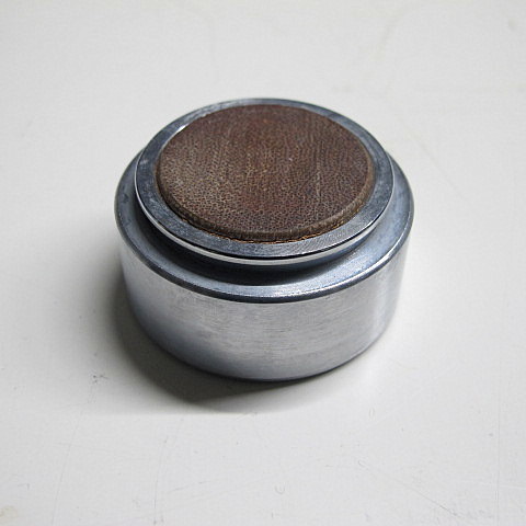 り Z650/ザッパー 1977-1979 リプロダクション リアブレーキキャリパー