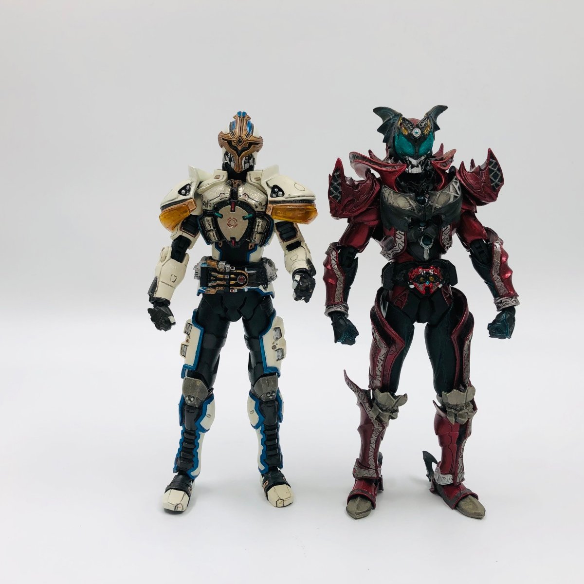 難あり中古品 S.I.C. Vol.54 仮面ライダーキバ 仮面ライダーイクサ