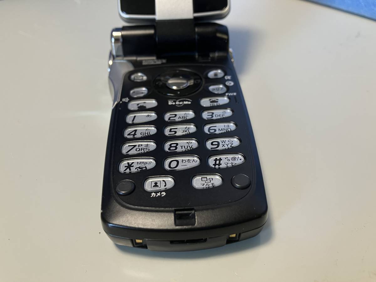 docomo FOMA P900iV クラウドブラック FF7 ファイナルファンタジー 