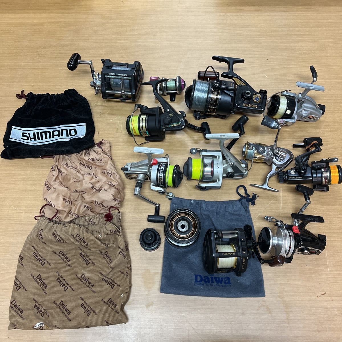 RY-404☆80サイズ Daiwa リール まとめ ST-1000 SS35 ST-850 A1600 EX-9000