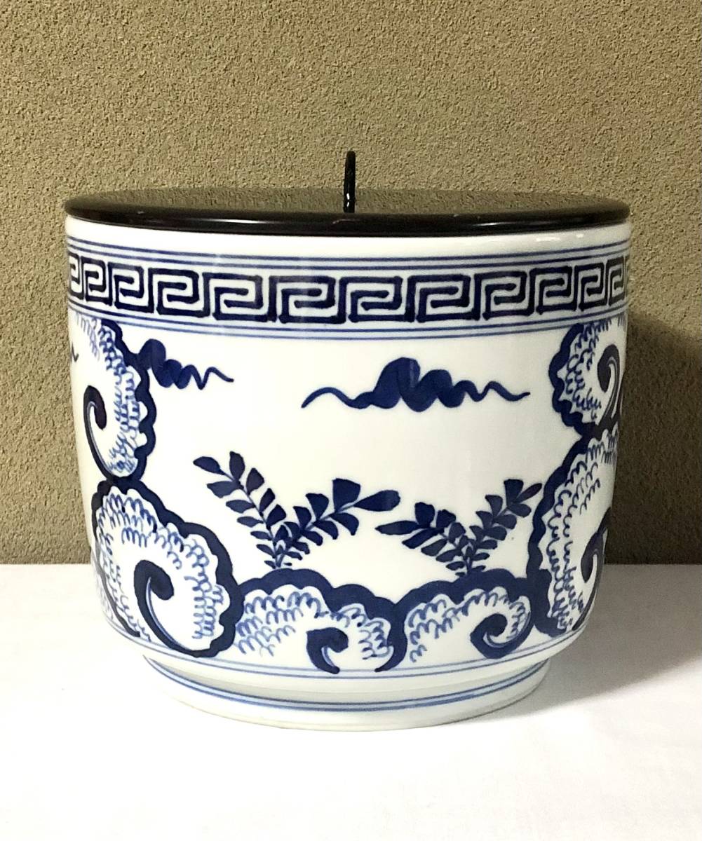 茶道具】平安静山造 染付雲堂水指 塗蓋 / 幅18.6cm×奥行17.8cm×高さ