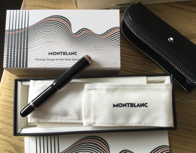 モンブラン万年筆　ヘリテージノワール　ベイビー　専用ケース付き