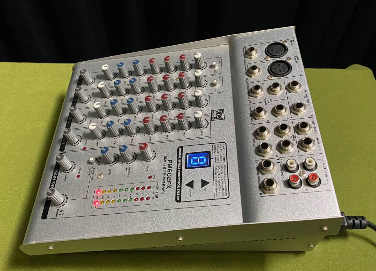 Behringer PM602FX パワードミキサー CLASSIC PRO パワードミキサー