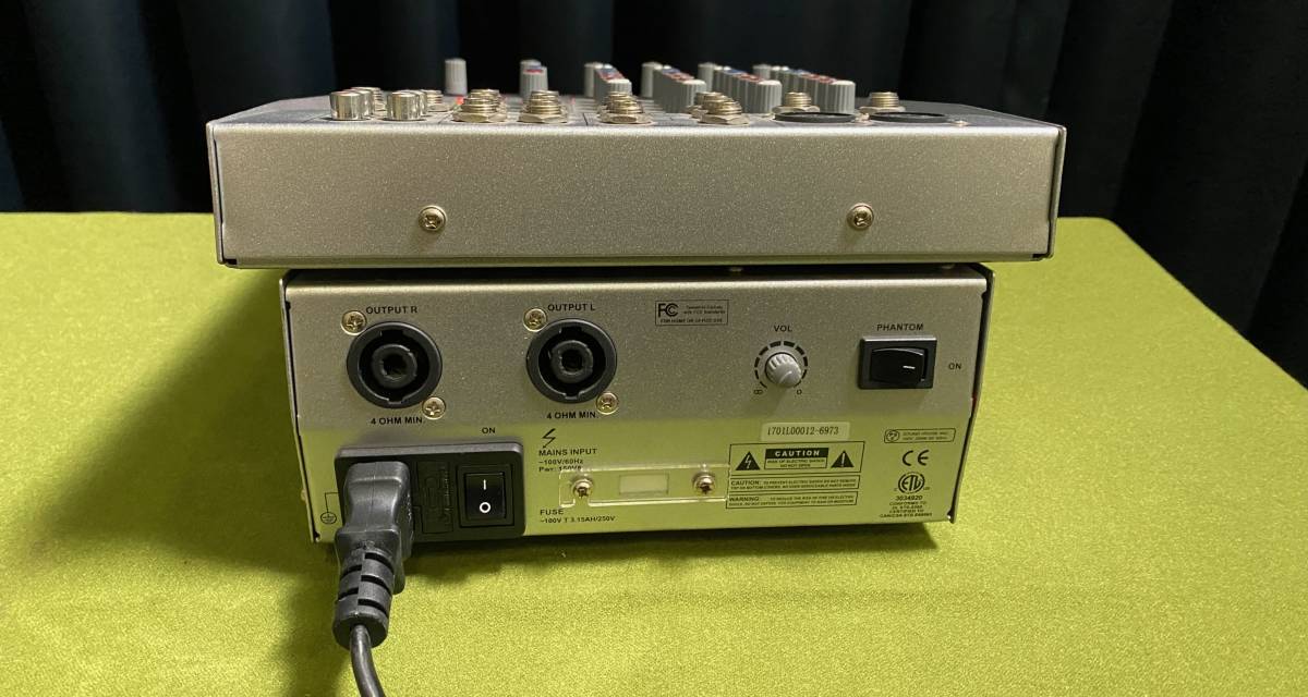Behringer PM602FX パワードミキサー CLASSIC PRO パワードミキサー