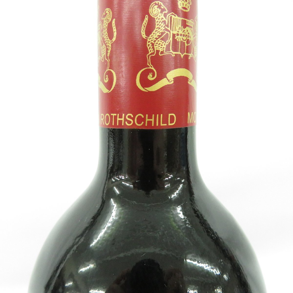 Chateau Mouton Rothschild（シャトー ムートン ロートシルト）2002 13
