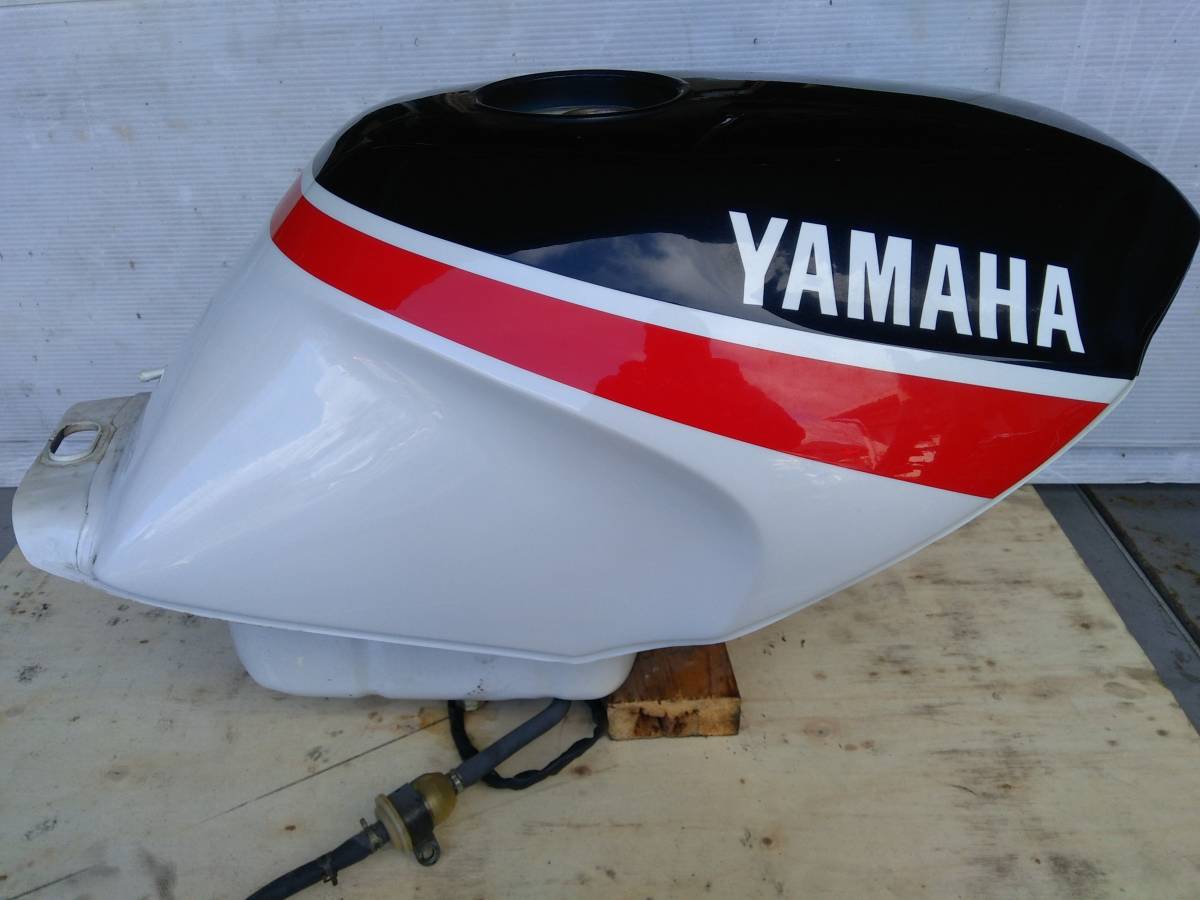ヤマハ FZ750 純正タンク へこみ無し FZ750 1オーナー