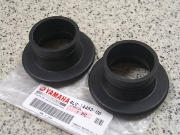 ○4L0-14453-00 ジヨイント，エアクリ－ナ １×２個 ☆1/ 新品 RZ250 RZ350 キャブレター ジョイント インマニ エアクリーナー