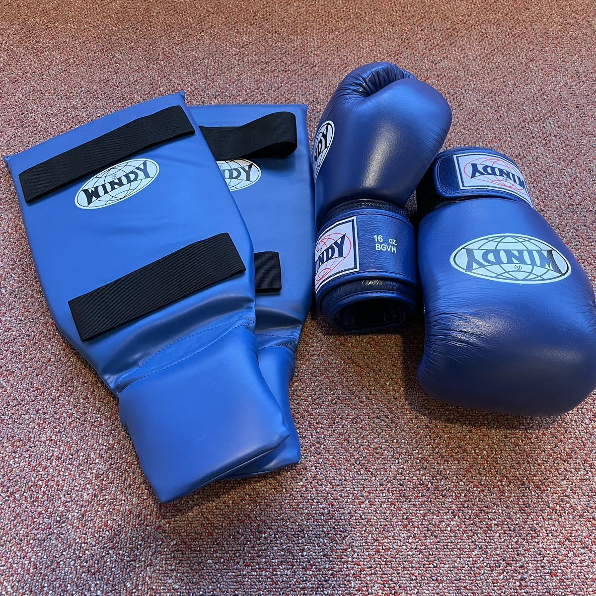 WINDY ボクシンググローブ 16 oz レガース セット WINDY ボクシング