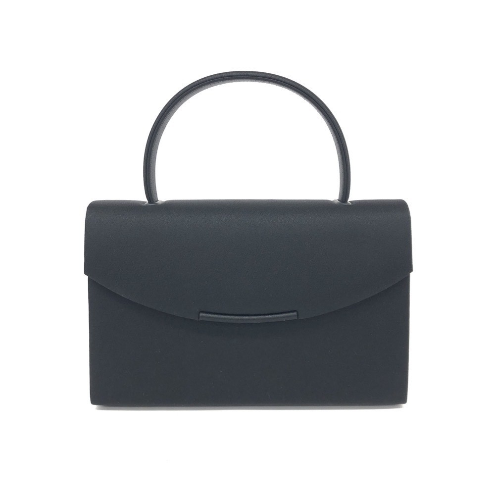  良好 PETTTSOIR プチソワール フォーマルバッグ ブラック サテン レディース bag 鞄(ハンドバッグ)｜売買されたオークション情報、yahooの商品情報をアーカイブ公開 - オークファン その他